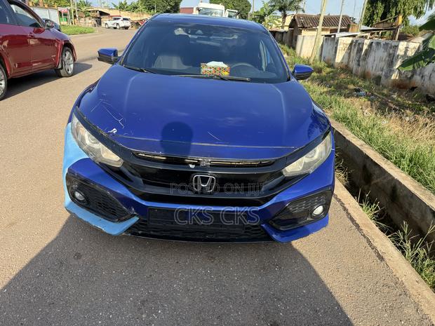 Honda Civic 2019 Blue