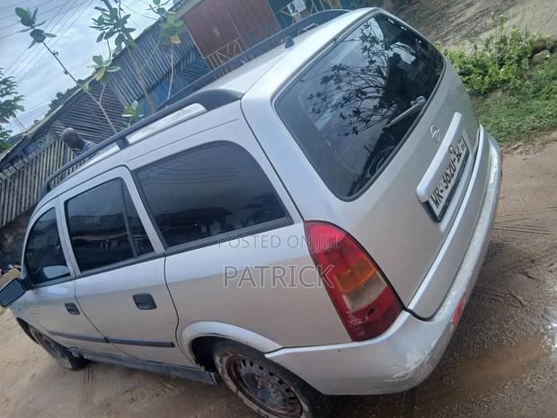 Opel Astra 2002 Silver
