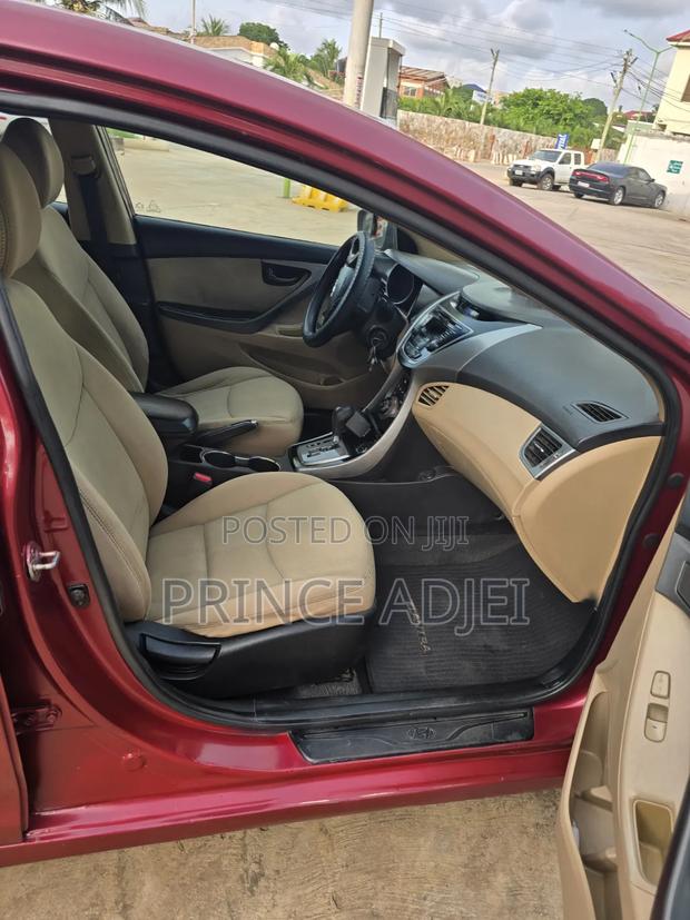 Hyundai Elantra 2013 Red