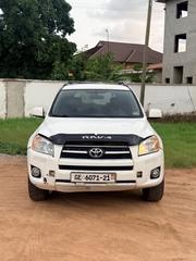 Toyota RAV4 2009 White for sale