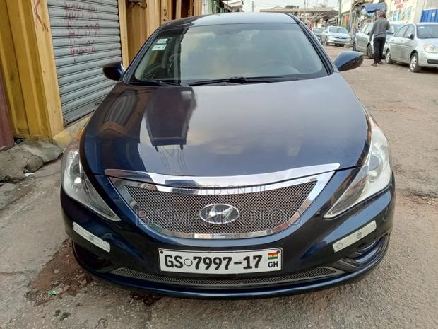 Hyundai Sonata SE 2.0T Sedan FWD (2.0L 4cyl 6A) 2013 Black