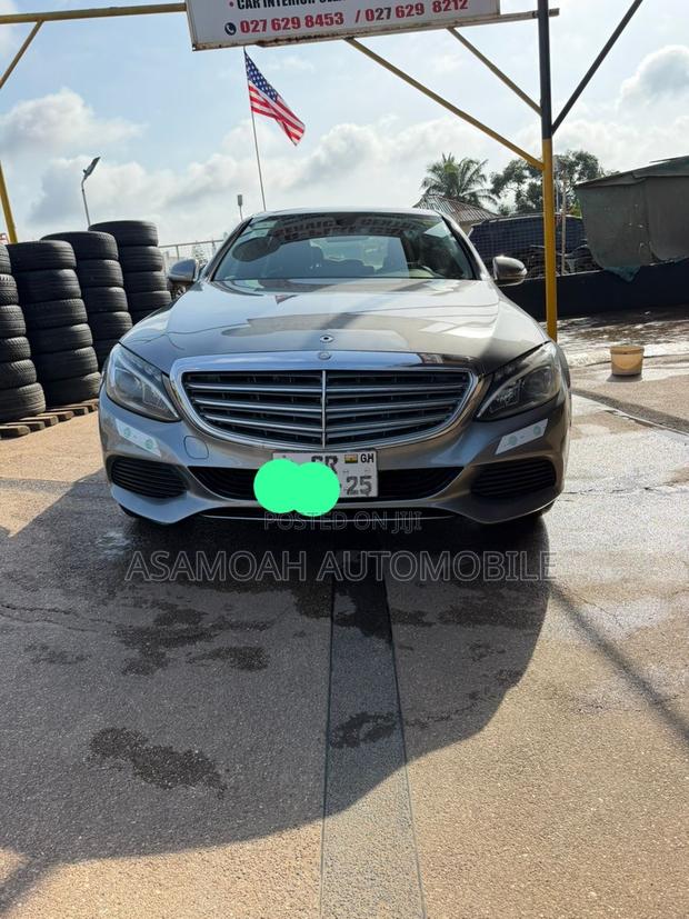 Mercedes-Benz C300 2015 Gray
