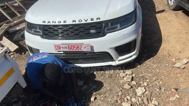 Land Rover Range Rover Sport 2021 White