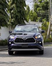 Toyota Highlander Platinum 2022 Blue for sale