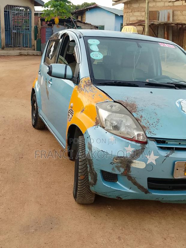 Toyota Passo 2009 Blue