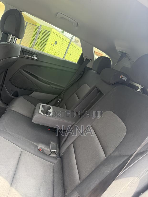 Hyundai Tucson 2017 Silver