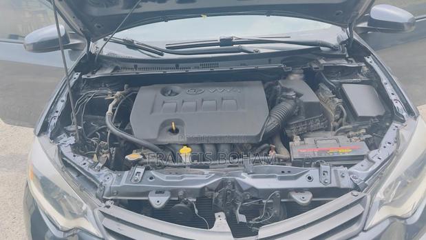 Toyota Corolla 2015 Black