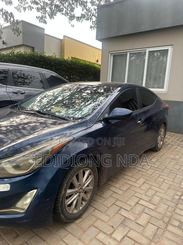 Hyundai Elantra Sport Sedan FWD (2.0L 4cyl 6A) 2016 Blue