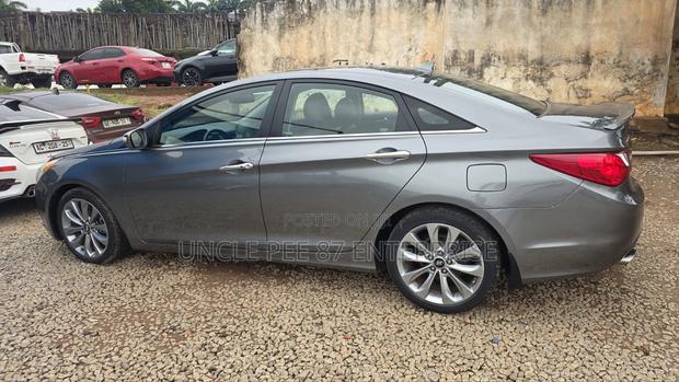 Hyundai Accent 2013 Gray