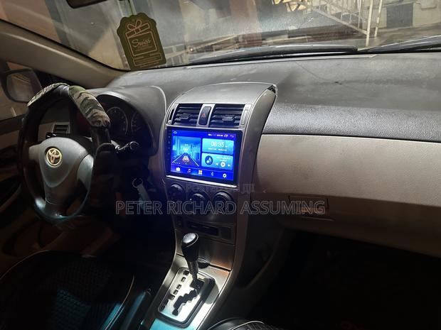 Toyota Corolla LE 4dr Sedan (1.8L 4cyl 4A) 2013 Green