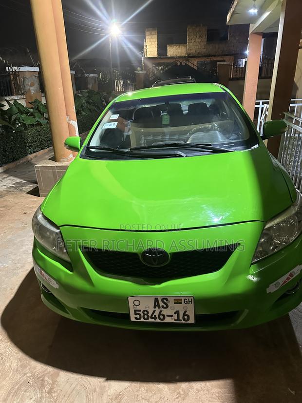 Toyota Corolla LE 4dr Sedan (1.8L 4cyl 4A) 2013 Green