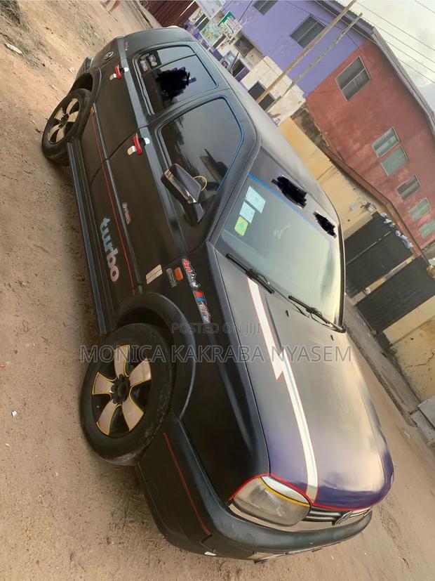 Volkswagen Golf 1.6 2001 Black