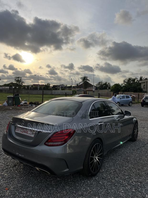 Mercedes-Benz C300 Base 4Matic Sedan AWD (2.0L 4cyl 7A) 2016 Gray