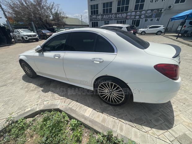 Mercedes-Benz C300 Base 4Matic Sedan AWD (2.0L 4cyl 7A) 2016 White