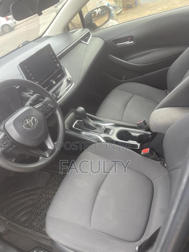 Toyota Corolla LE 2021 Black
