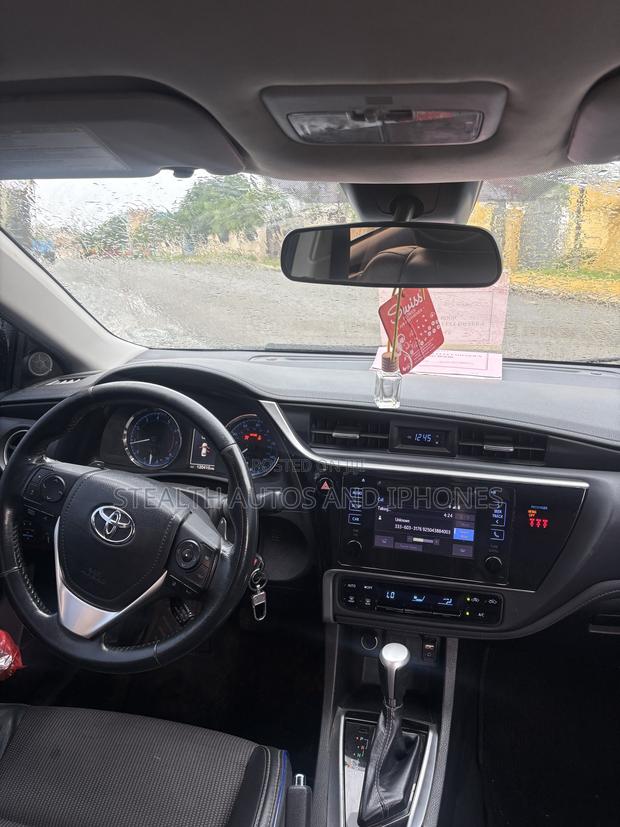 Toyota Corolla SE (1.8L 4cyl 2A) 2019