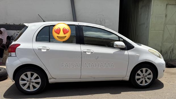 Toyota Yaris 2012 White