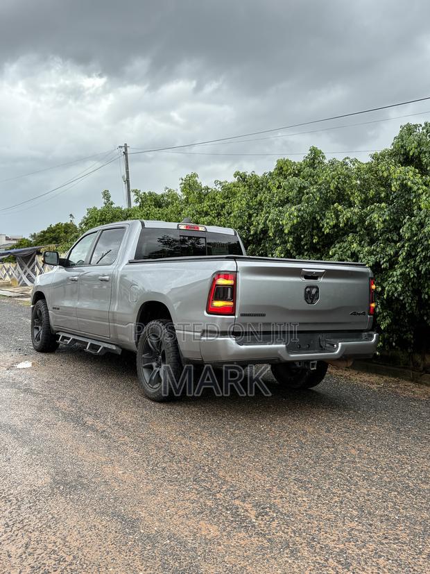 Dodge RAM 1500 3.6 Petrol AWD 2022 Silver