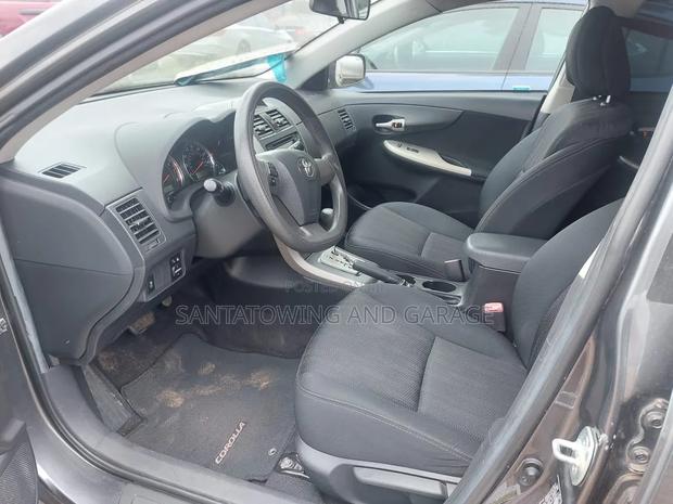 Toyota Corolla 2013 Gray