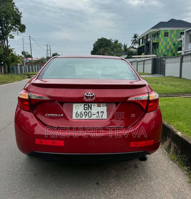 Toyota Corolla S 4dr Sedan (1.8L 4cyl CVT) 2015 Red