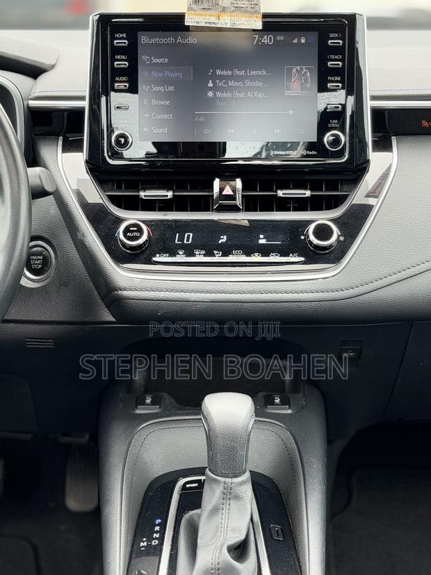 Toyota Corolla XSE 2021 Blue
