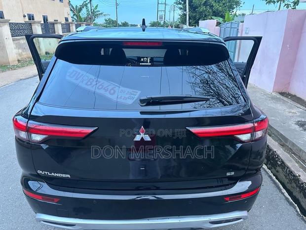 Mitsubishi Outlander SEL Black Edition 2023 Black