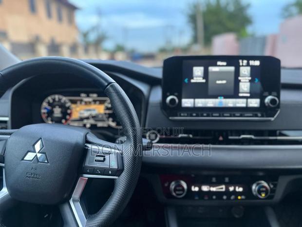 Mitsubishi Outlander SEL Black Edition 2023 Black
