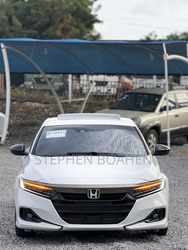 Honda Accord Sport 2.0T 2022 White