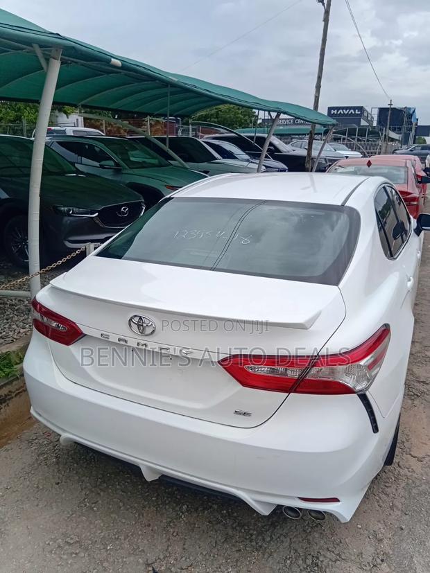 Toyota Camry 2020 White