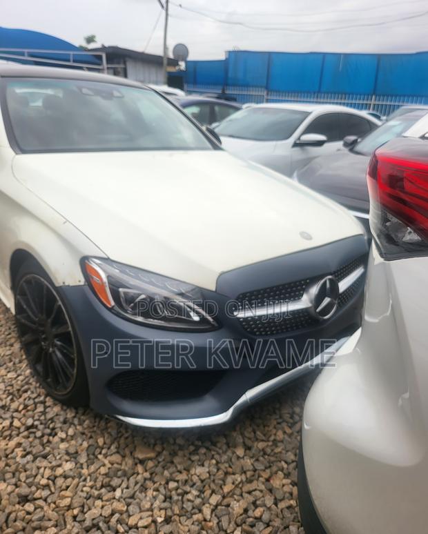 Mercedes-Benz C300 Luxury Sedan RWD (2.0L 4cyl 7A) 2016 White