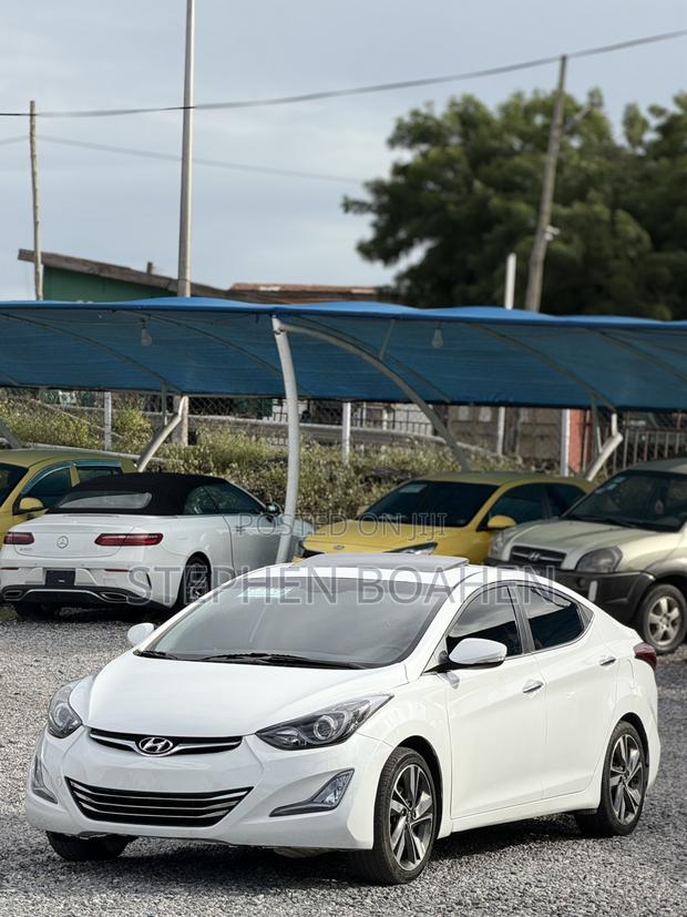 Hyundai Elantra 2015 White