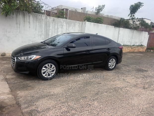 Hyundai Elantra 2017 Black