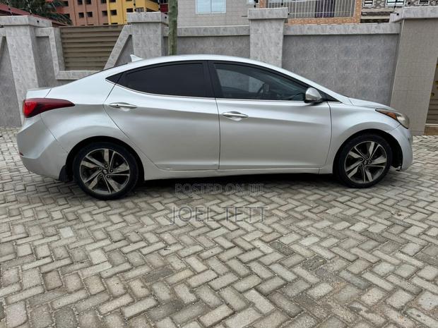 Hyundai Elantra 2015 Gray