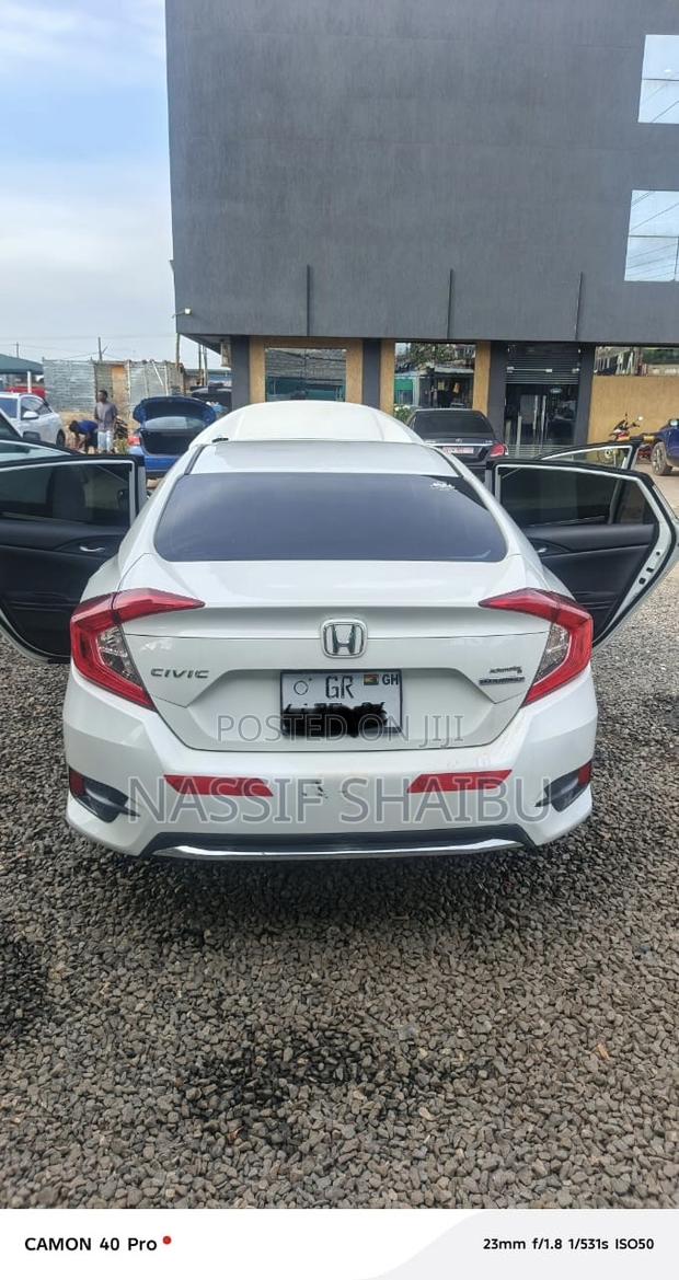 Honda Civic EX Sedan 2020 White