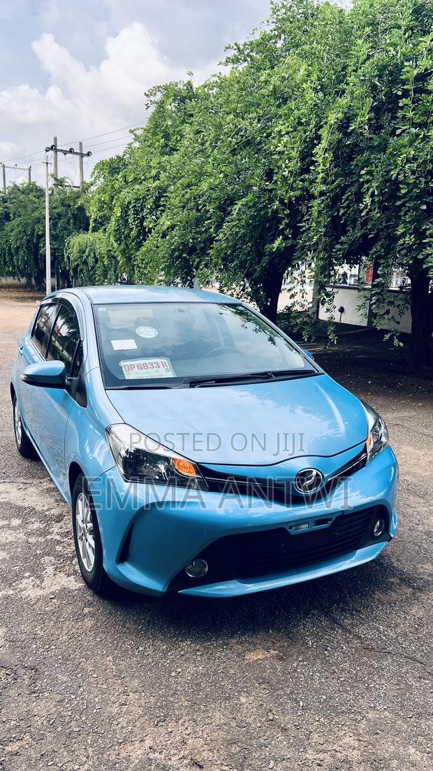 Toyota Vitz 1.3 FWD 5dr 2014 Blue