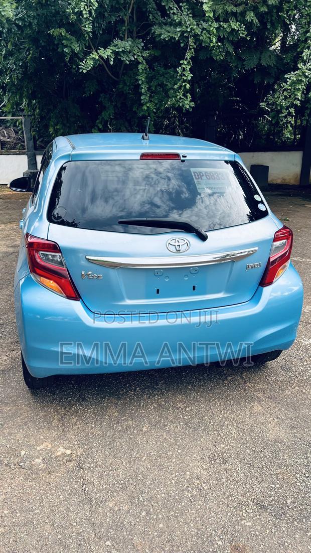 Toyota Vitz 1.3 FWD 5dr 2014 Blue