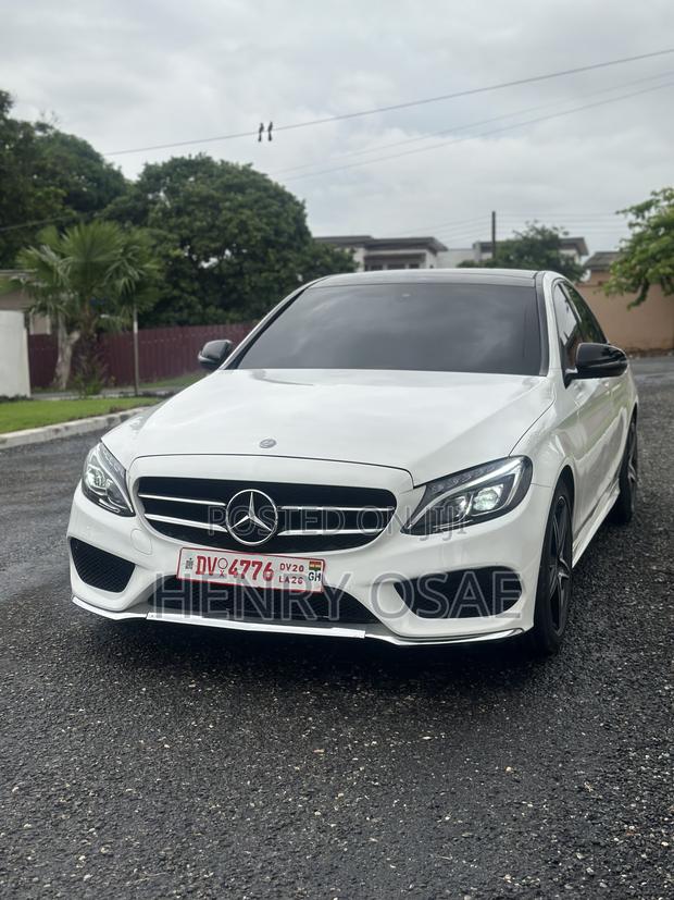 Mercedes-Benz C300 Luxury 4Matic Sedan AWD (2.0L 4cyl 7A) 2016 White