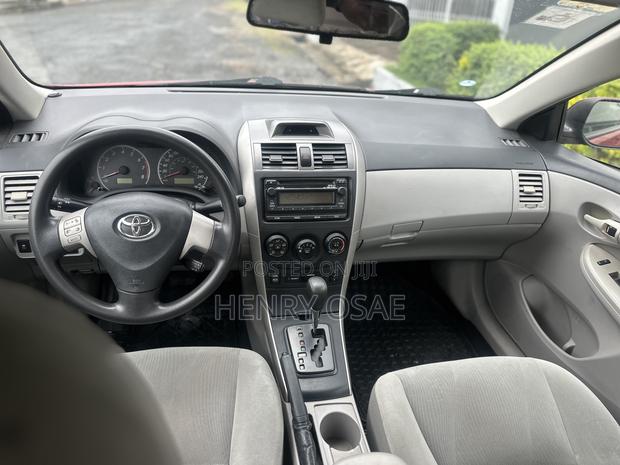 Toyota Corolla 2012 Red