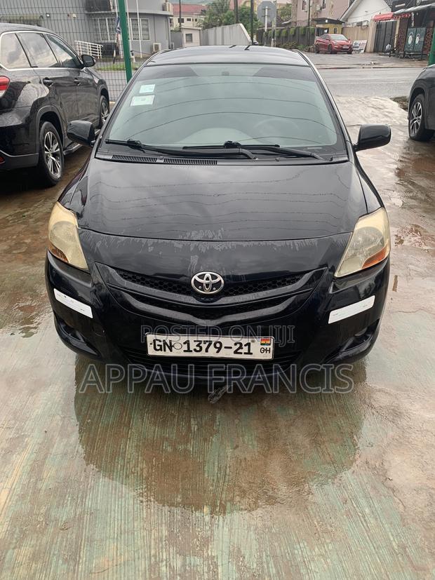 Toyota Yaris Base Hatchback 3dr 2010 Black