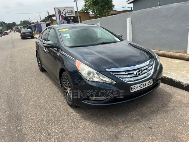 Hyundai Sonata 2015 Black
