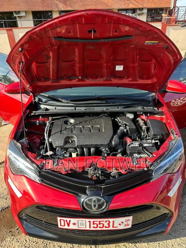 Toyota Corolla LE ECO 4dr Sedan (1.8L 4cyl CVT) 2017 Red