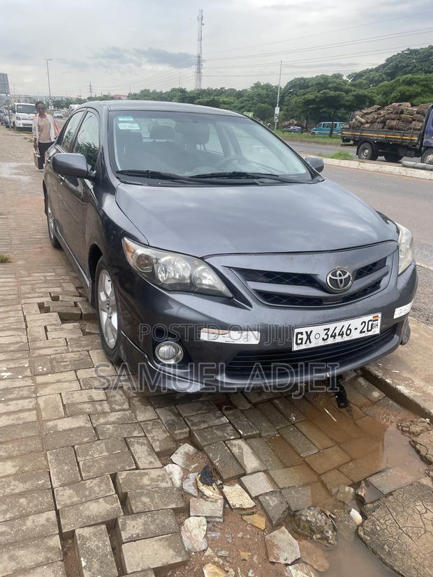 Toyota Corolla 2013 Gray