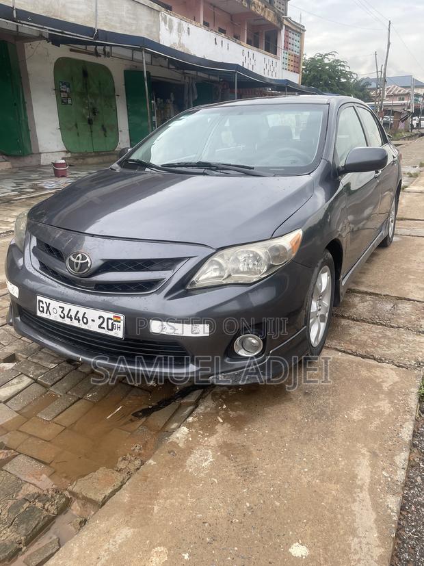 Toyota Corolla 2013 Gray
