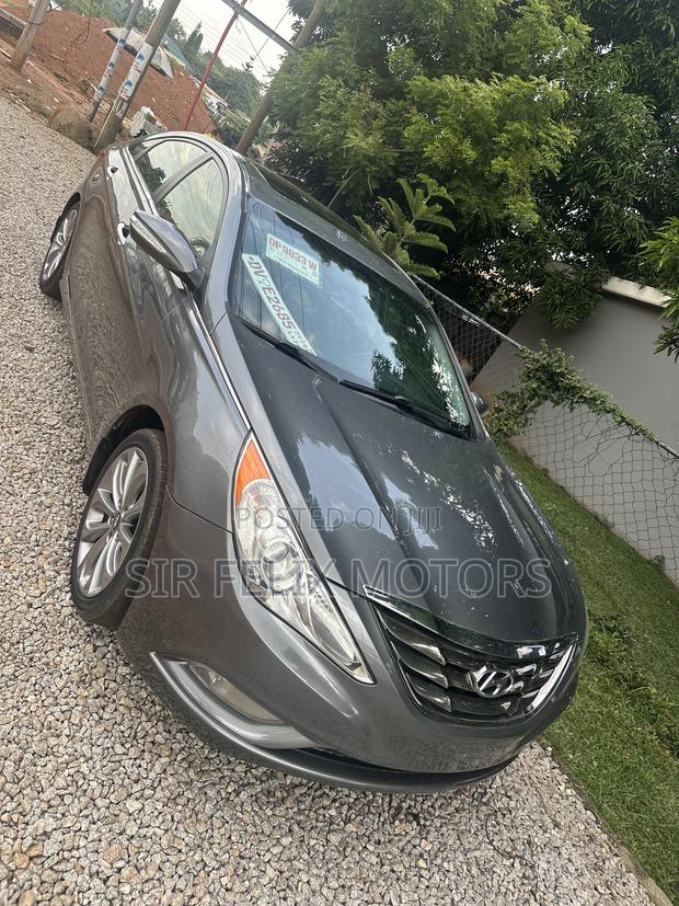Hyundai Sonata Limited 2.0T Seban (2.0L 4cyl 6A) 2017 Gray