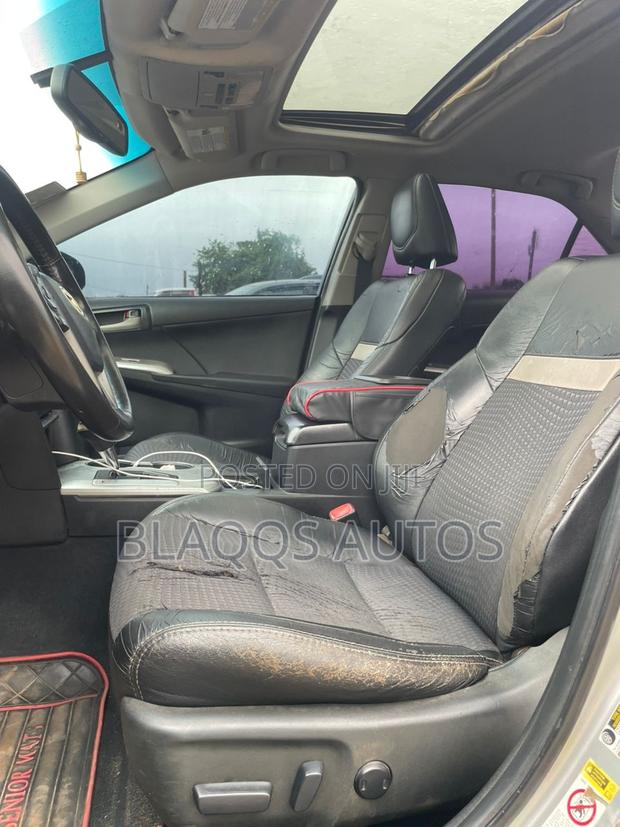 Toyota Camry 2014 Silver