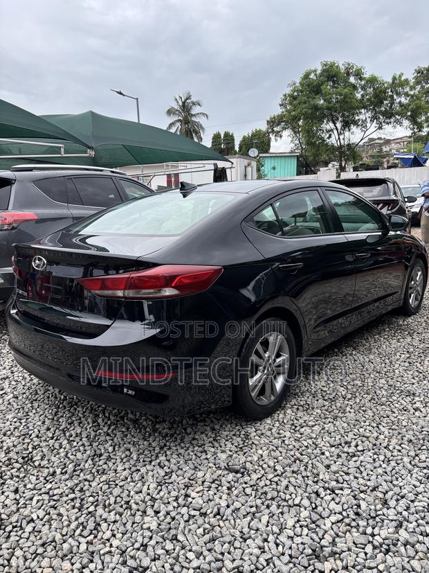 Hyundai Elantra Limited 2018 Black