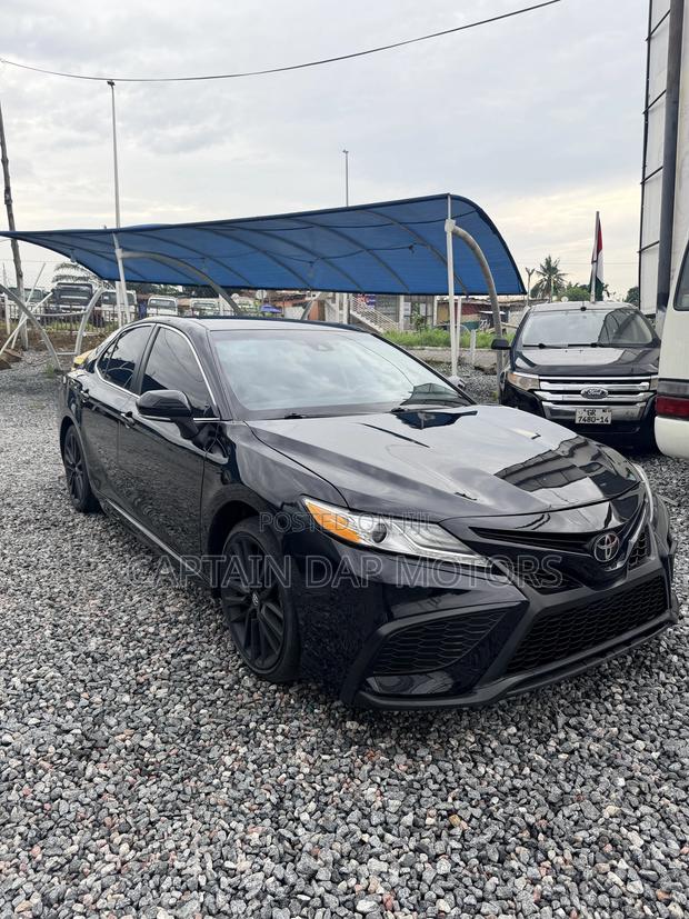 Toyota Camry XSE FWD (2.5L 4cyl 8AM) 2018 Black