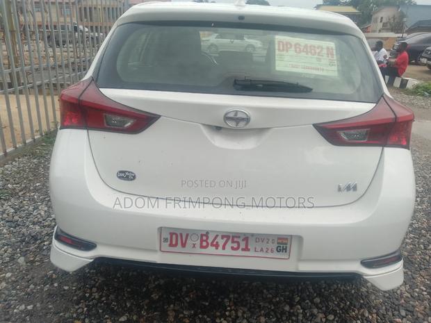 Toyota Corolla 2018 White