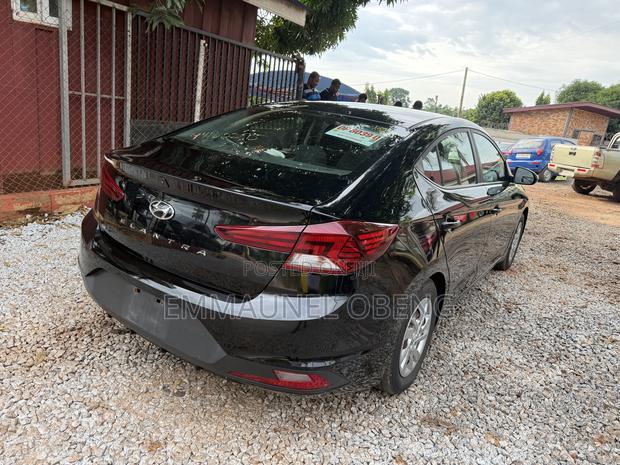 Hyundai Elantra 2020 Black