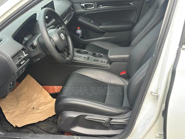 Honda Civic 2024 White